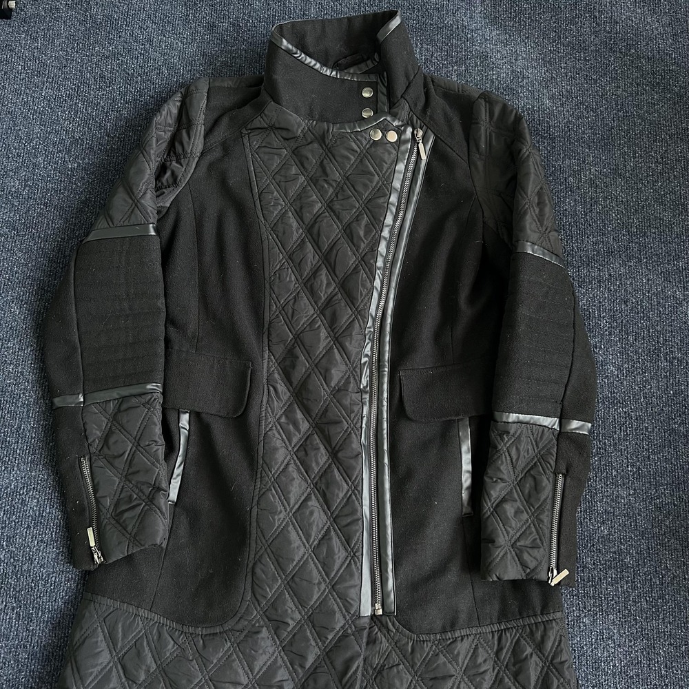 Yoki Coat Womens Medium Black Quilted Hooded Asymmetrical Zip‎ Moto Biker Winter